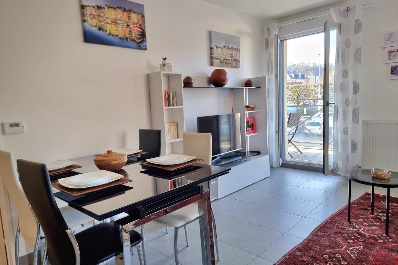 Chez Lou Et Dan 4P Apartment With Balcony Elevator And Secure Parking 옹플뢰르 외부 사진
